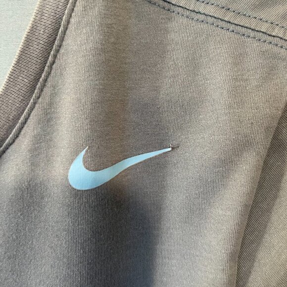 Men's Nike Dri Fit Tee - Picture 3 of 4